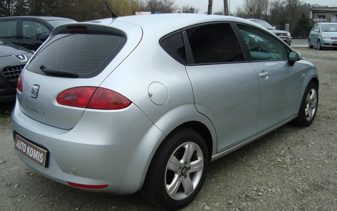 Seat Leon cena 13900 przebieg: 220000, rok produkcji 2006 z Łomianki małe 56